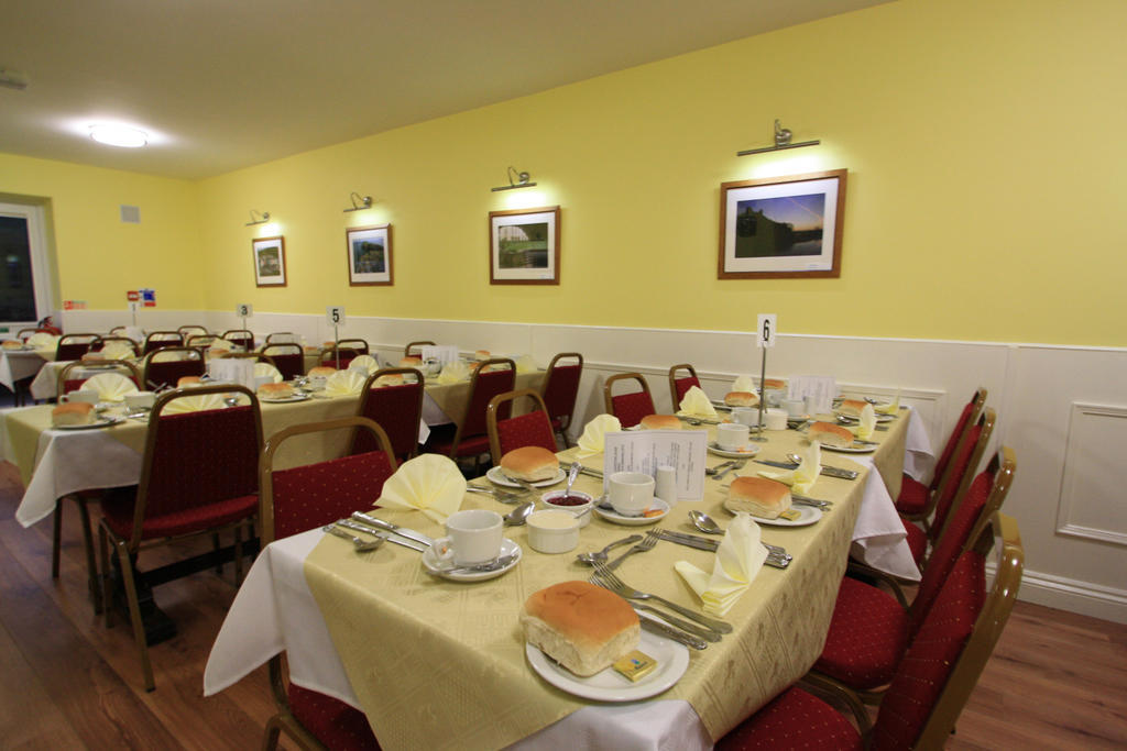 Emlyn Arms Bed & Breakfast Llanarthney Exterior photo